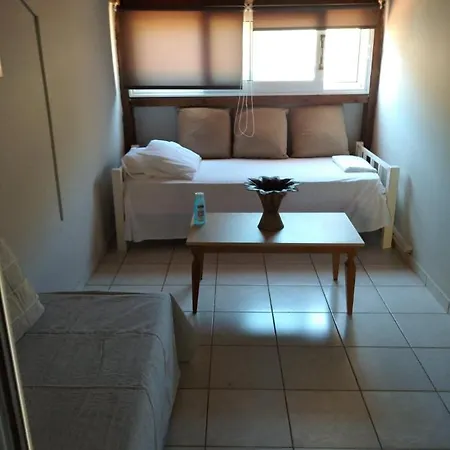 Lazarus Sofitas Μονεμβασιά